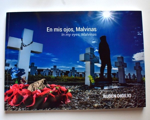 En mis ojos, Malvinas / In my eyes, Malvinas - Ruben Digilio